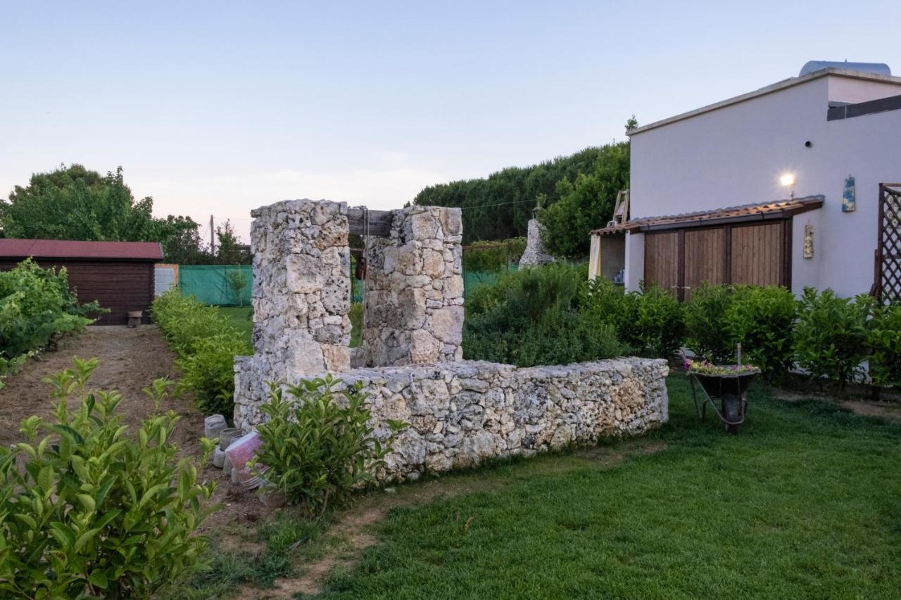 A Lu Fanizza Bed & Breakfast Cutrofiano Exterior foto