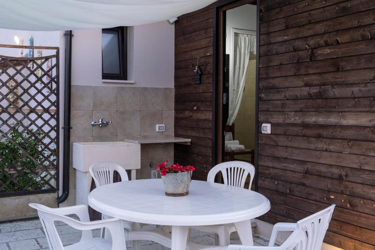 A Lu Fanizza Bed & Breakfast Cutrofiano Exterior foto