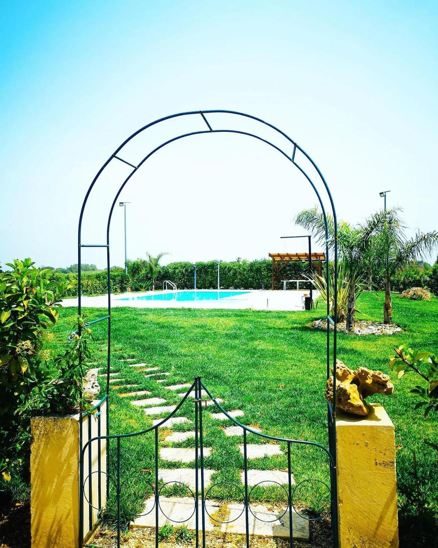 A Lu Fanizza Bed & Breakfast Cutrofiano Exterior foto